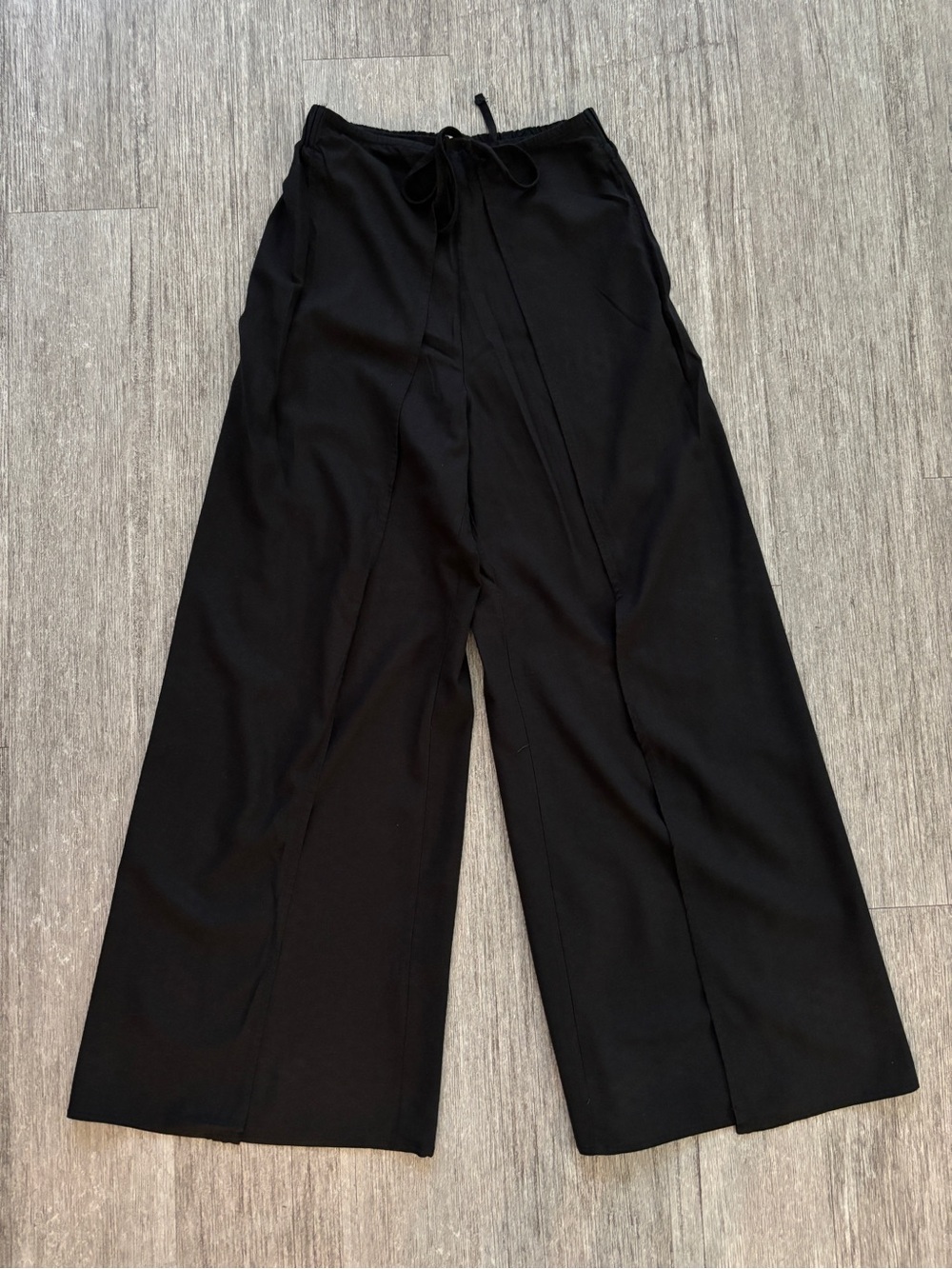 Open wide leg pants